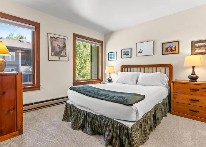 Apartment Rmr: Rendezvous A5 In *